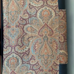 Exquisite Pillow Cover Sham Paisley Brown- Queen Size EUC - a pair